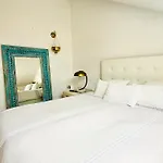 Atico En Plaza De La Constitucion 3 Bedrooms شقة مالقة