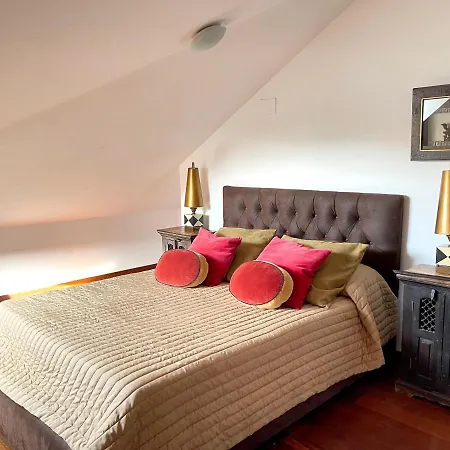Atico En Plaza De La Constitucion 3 Bedrooms Apartment Málaga