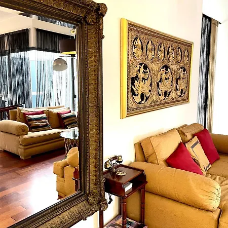 Atico En Plaza De La Constitucion 3 Bedrooms *
