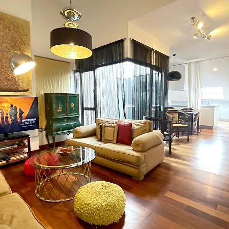 Lägenhet Atico En Plaza De La Constitucion 3 Bedrooms *