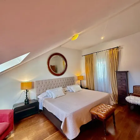 ático En Plaza De La Constitución 3 Bedrooms Appartamento Málaga