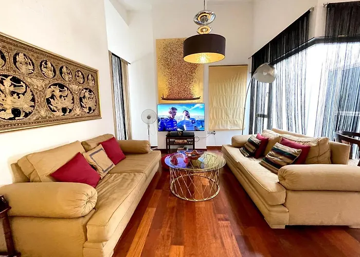 Apartmán Atico En Plaza De La Constitucion 3 Bedrooms