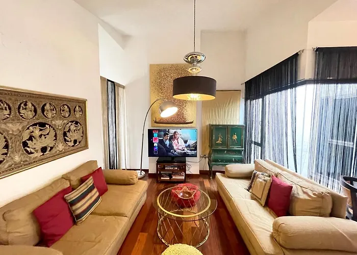 Apartmán Atico En Plaza De La Constitucion 3 Bedrooms