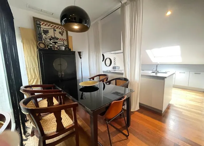 Atico En Plaza De La Constitucion 3 Bedrooms Apartmán *