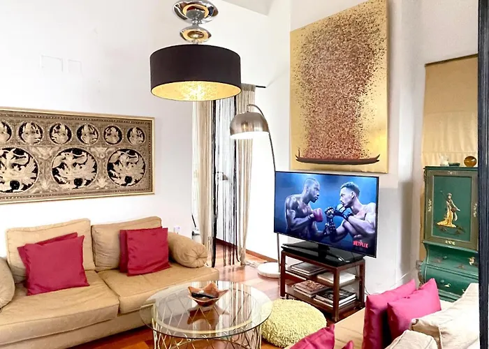 Atico En Plaza De La Constitucion 3 Bedrooms *