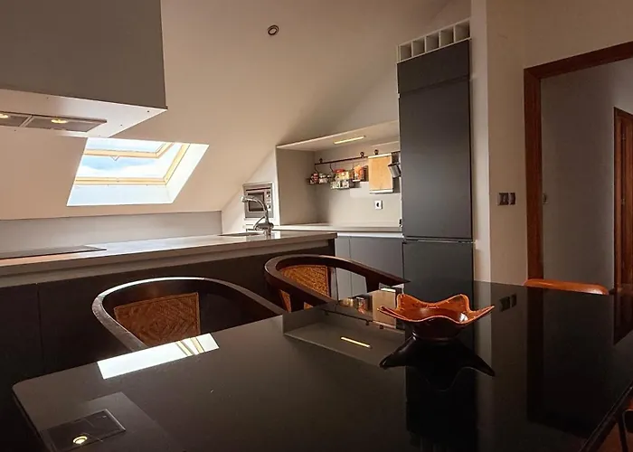 Apartmán Atico En Plaza De La Constitucion 3 Bedrooms Màlaga